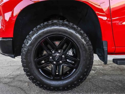 Used 2023 Chevrolet Silverado 1500 LT Trail Boss w/ Protection Package image 11