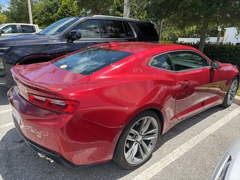 Used 2016 Chevrolet Camaro LT RWD image 3