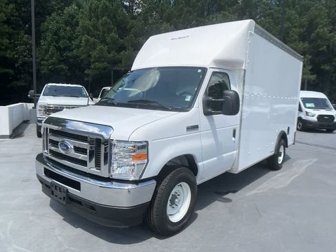 New 2025 Ford E-350 and Econoline 350 Super Duty w/ Power Equipment Group image 5