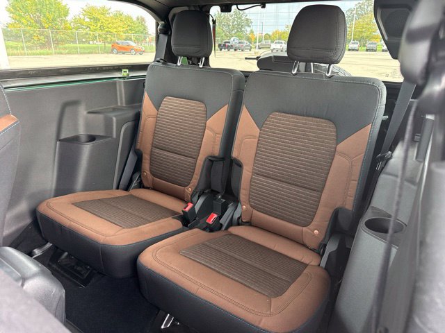 Used 2022 Ford Bronco Outer Banks AWD/4WD image 12