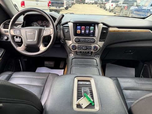 Used 2017 GMC Yukon Denali w/ Open Road Package AWD/4WD image 46