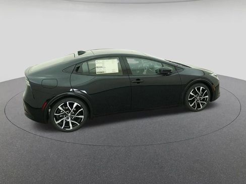 New 2026 Toyota Prius Plug-In Hybrid image 10