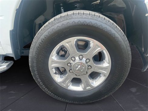 Used 2024 RAM 2500 Big Horn image 14