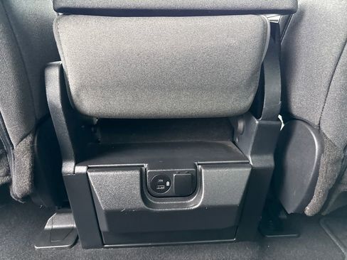 Used 2023 Ford F150 XLT image 28