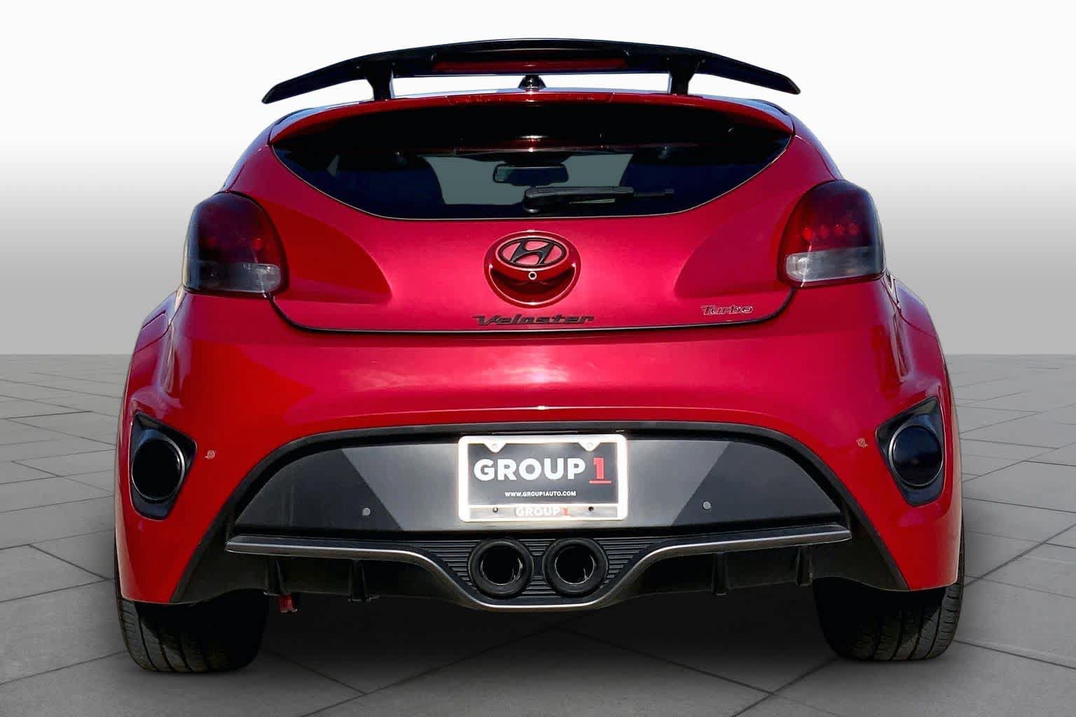 Used 2017 Hyundai Veloster Turbo w/ Tech Package 02 FWD image 5