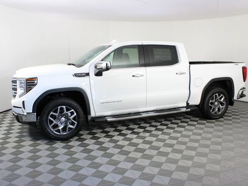 New 2026 GMC Sierra 1500 SLT w/ SLT Premium Plus Package AWD/4WD image 2