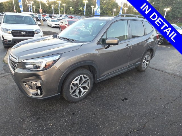 Used 2021 Subaru Forester Premium AWD/4WD image 3