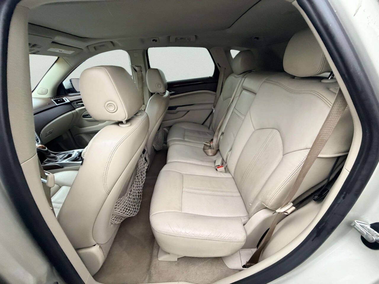 Used 2016 Cadillac SRX Luxury w/ Driver Awareness Package FWD image 21