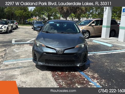 Used 2018 Toyota Corolla LE FWD image 5