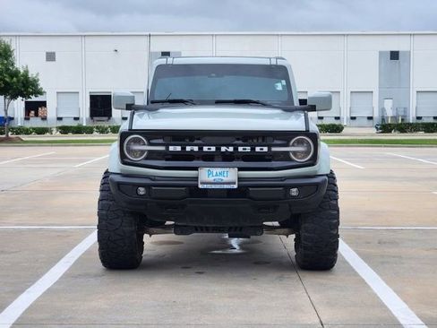 Used 2024 Ford Bronco Outer Banks AWD/4WD image 2