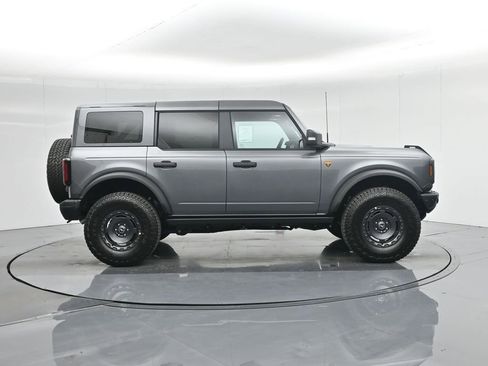 New 2025 Ford Bronco Badlands image 24