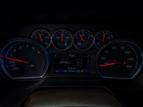 Used 2021 Chevrolet Tahoe Z71 w/ Luxury Package image 45