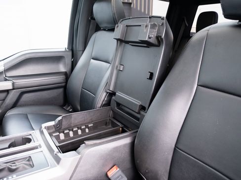 Used 2019 Ford F150 XLT w/ Equipment Group 302A Luxury image 9