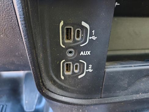 Used 2021 RAM 2500 Tradesman w/ Protection Group image 25