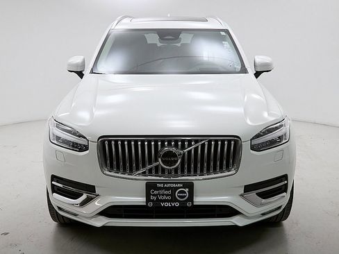 Certified 2023 Volvo XC90 B5 Plus w/ Protection Package Premier image 5