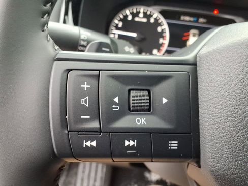 New 2026 Nissan Pathfinder SV image 20