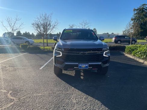 Used 2021 Chevrolet Tahoe Z71 w/ Z71 Signature Package image 2