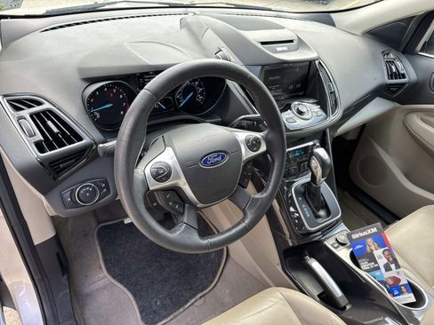 Used 2014 Ford Escape Titanium w/ Equipment Group 401A FWD image 23