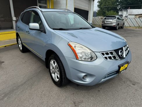 Used 2011 Nissan Rogue SV w/ Premium Pkg AWD/4WD image 12