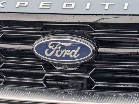 New 2026 Ford Expedition Platinum w/ Platinum Ultimate Package AWD/4WD image 13