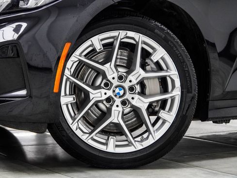 Used 2025 BMW 330i xDrive Sedan AWD/4WD image 3