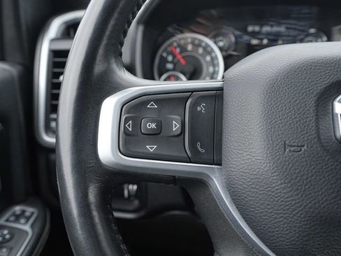 Used 2024 RAM 2500 Big Horn AWD/4WD image 33