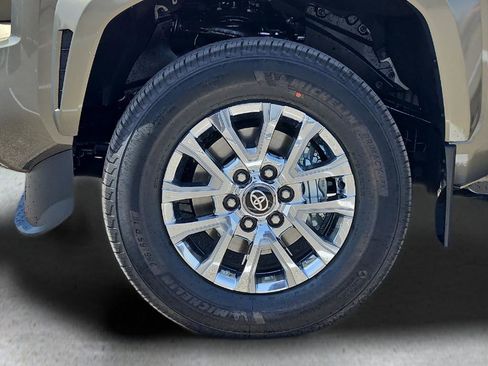 New 2026 Toyota Tacoma Limited AWD/4WD image 9