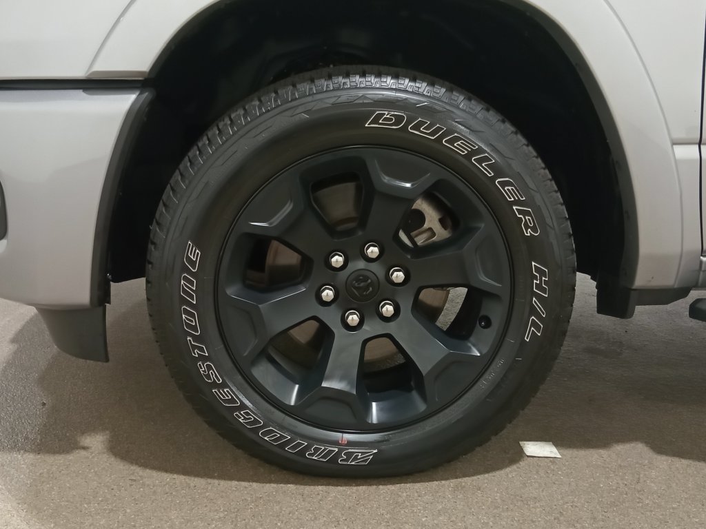 Used 2025 RAM 1500 Big Horn AWD/4WD image 13
