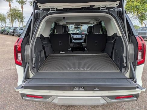 New 2026 Ford Expedition Platinum w/ Driver's Package image 39