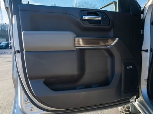 Used 2019 Chevrolet Silverado 1500 LT Trail Boss image 22