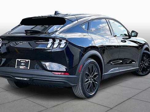 Used 2025 Ford Mustang Mach-E Select w/ Comfort Package Lite image 13