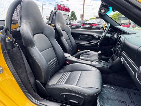 Used 2003 Porsche Boxster RWD image 15