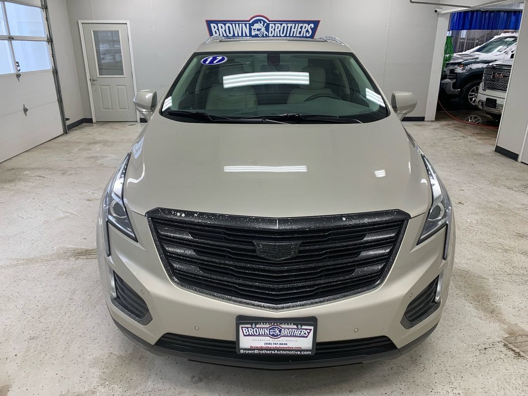 Used 2017 Cadillac XT5 Luxury AWD/4WD image 13