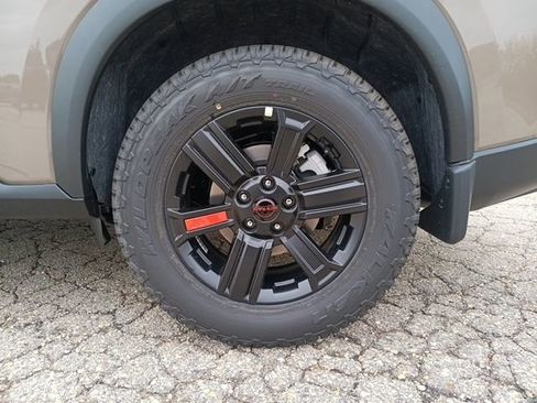 New 2026 Nissan Rogue SV image 40