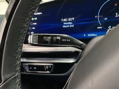 Certified 2024 Cadillac Lyriq Luxury w/ Nappa Leather Package image 23