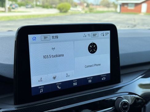 Used 2023 Ford Escape ST-Line image 25