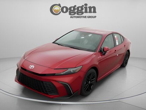 New 2026 Toyota Camry SE FWD image 33