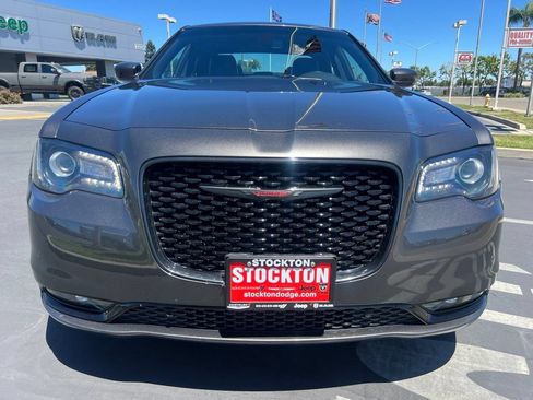 Used 2023 Chrysler 300 S RWD image 7