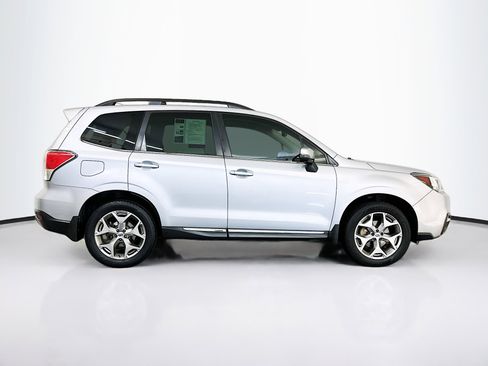 Used 2018 Subaru Forester 2.5i Touring image 10