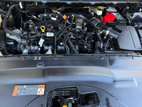 Used 2024 Ford Edge Titanium image 29