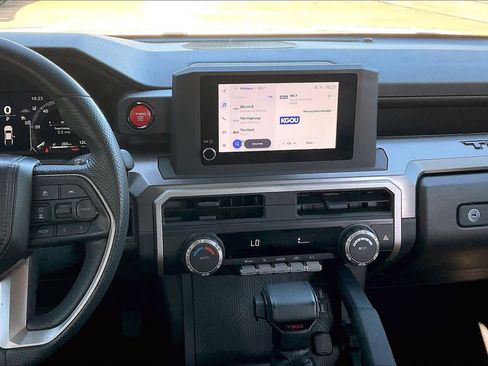 Used 2024 Toyota Tacoma TRD Off-Road image 8