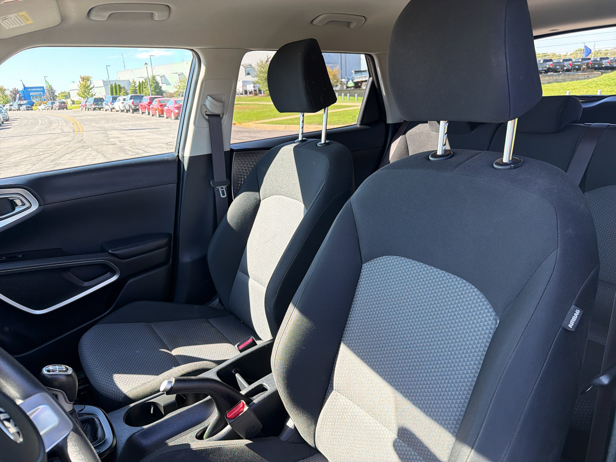 Used 2021 Kia Soul LX FWD image 16