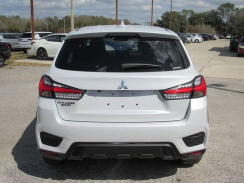 Used 2024 Mitsubishi Outlander Sport ES image 4