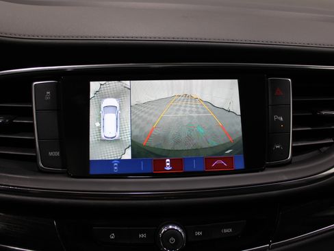 Used 2019 Buick Enclave Avenir w/ Avenir Technology Package FWD image 18