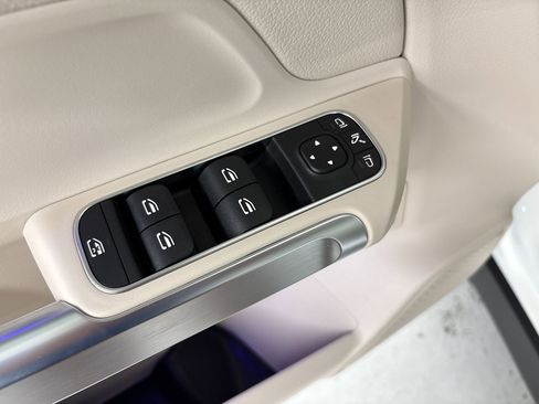 Certified 2022 Mercedes-Benz GLB 250 image 13