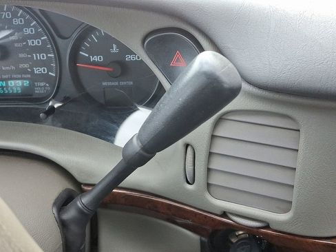 Used 2004 Chevrolet Impala image 19