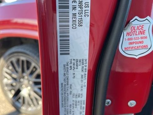 Used 2023 Jeep Compass Limited image 24