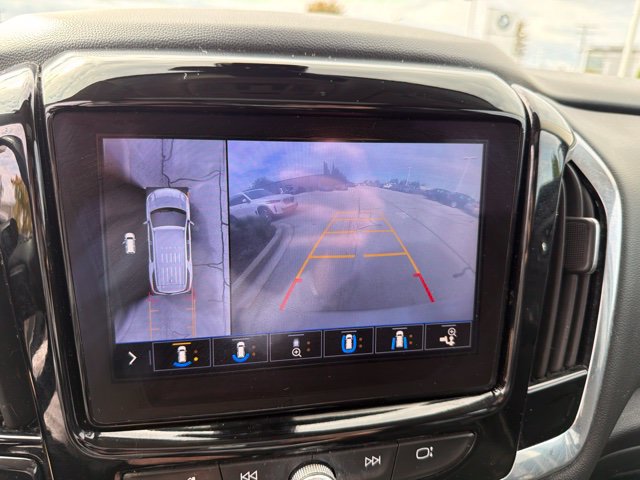 Used 2021 Chevrolet Traverse Premier w/ Redline Edition AWD/4WD image 19