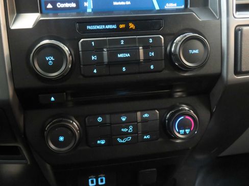 Used 2018 Ford F150 XLT w/ Equipment Group 301A Mid AWD/4WD image 42