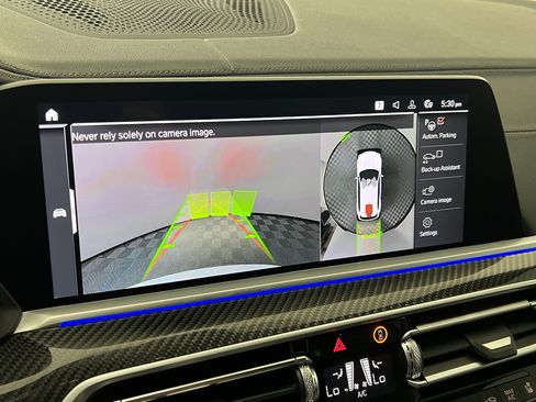 Used 2022 BMW X5 M50i w/ Dynamic Handling Package image 32